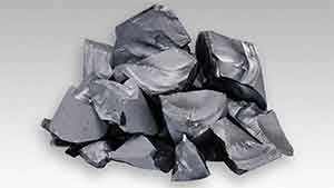 chunks of polysilicon